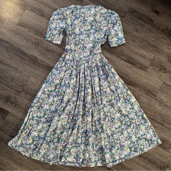 Laura Ashley Floral Vintage Dress - Picture 10 of 10